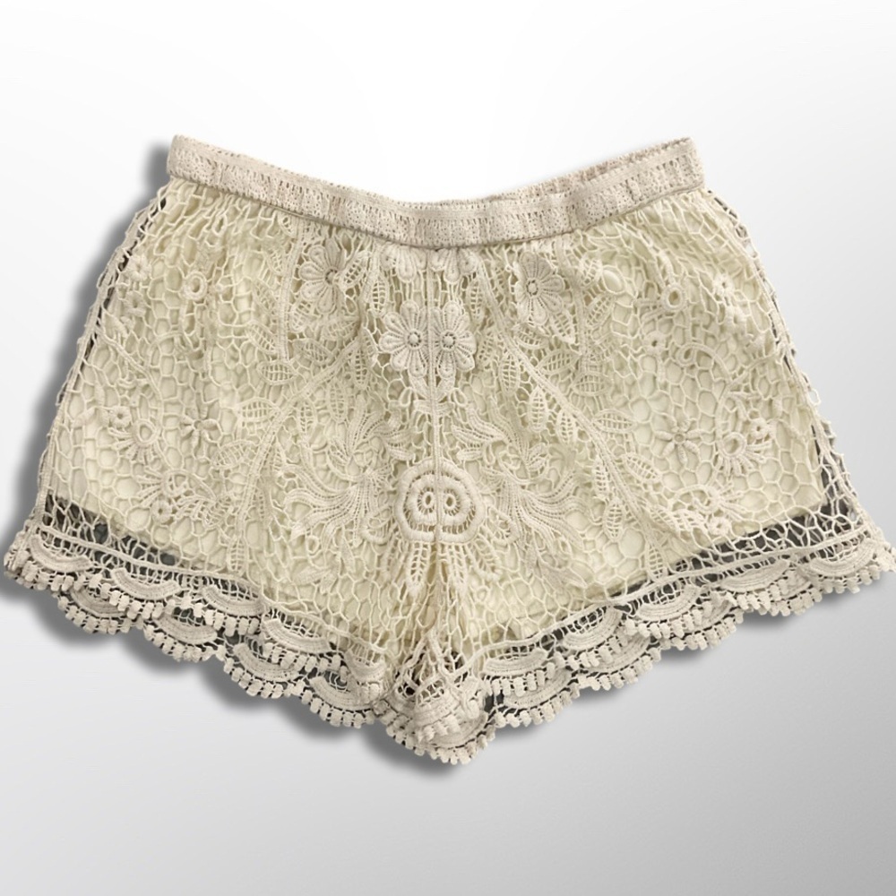 Vivid Collection Shorts Womens M Crochet Boho‎ Coquette Cotton Knit Lined Ivory